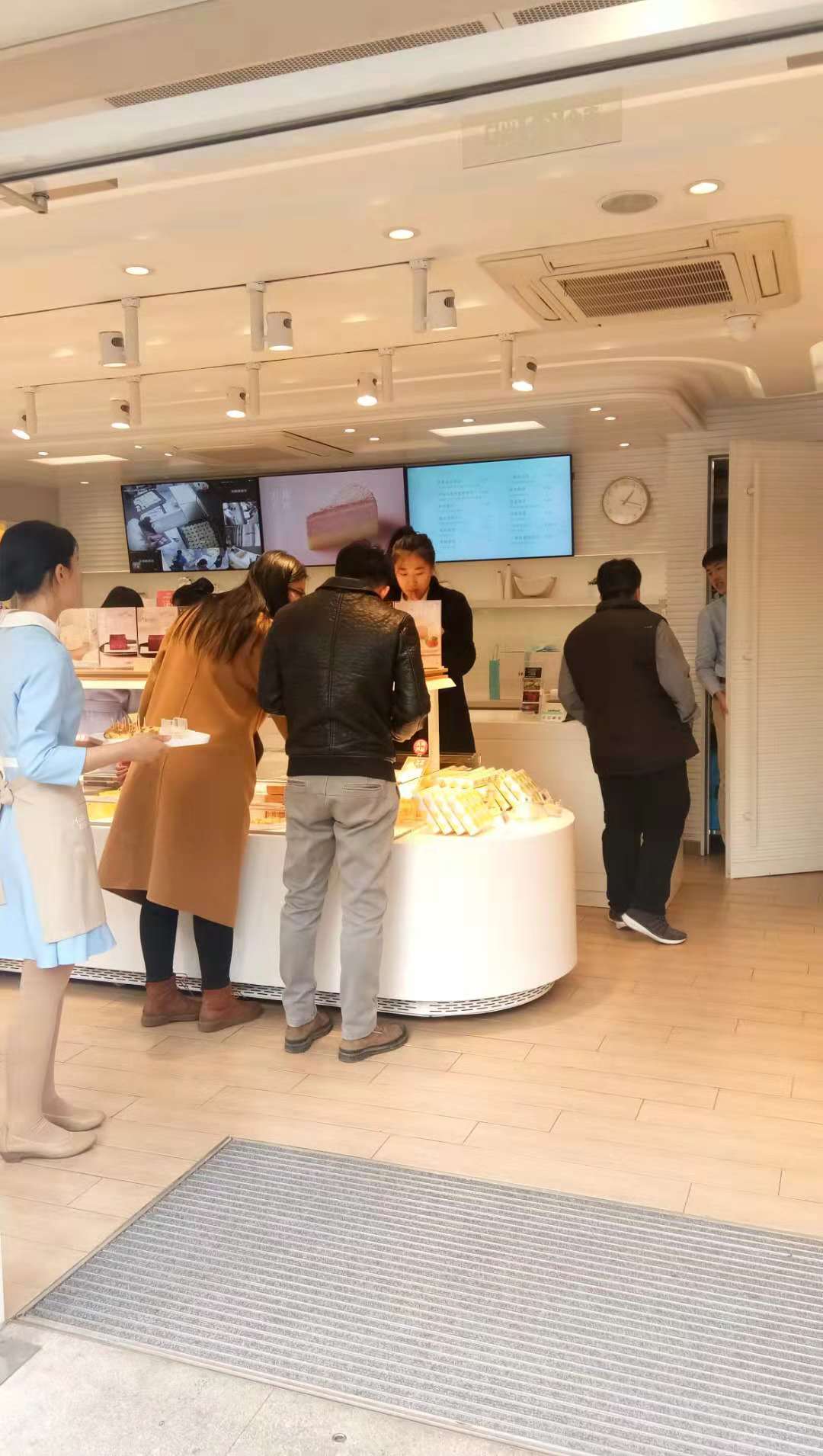 微信图片_20181118184211.jpg 微信图片_20181118184211.jpg
