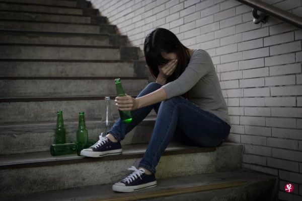 酗酒对女性身体伤害更大